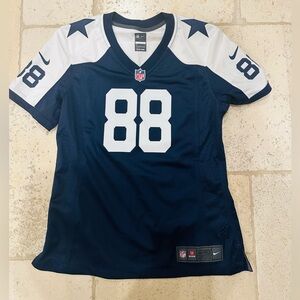 NWT women’s Dallas Cowboys Dez Bryant jersey, size medium